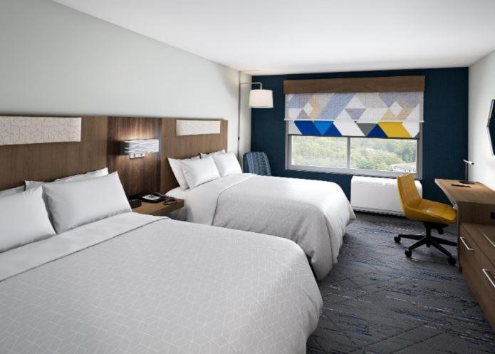 Holiday Inn Express & Suites - Hawaiian Gardens By Ihg Exterior photo
